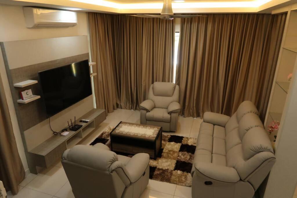 Promo Private Luxurious Nilai Vacation Home Exteriér fotografie